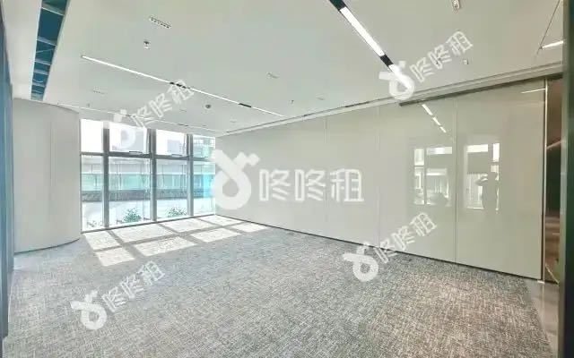 康泰创新广场写字楼200㎡精装户型·高层南向出租