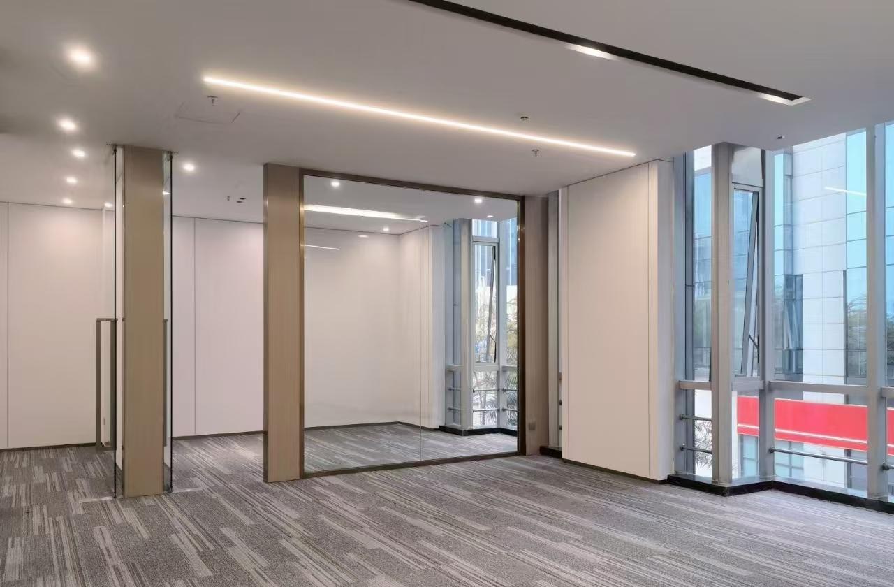 荣超滨海大厦 201.15㎡ 精装 低楼层办公室出租实景图