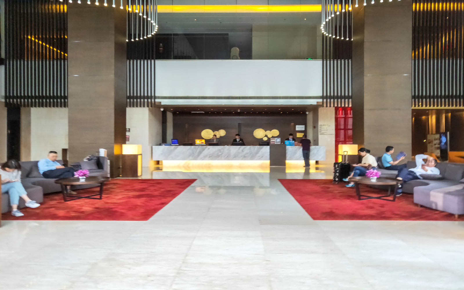 丽雅查尔顿广场 图片1