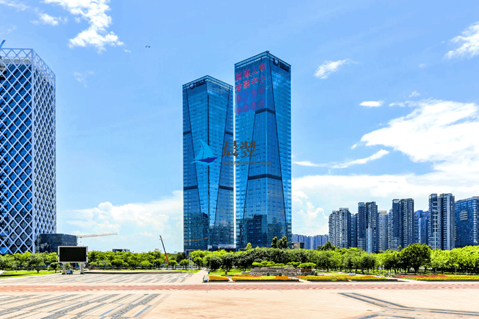 前海人寿金融中心实景图