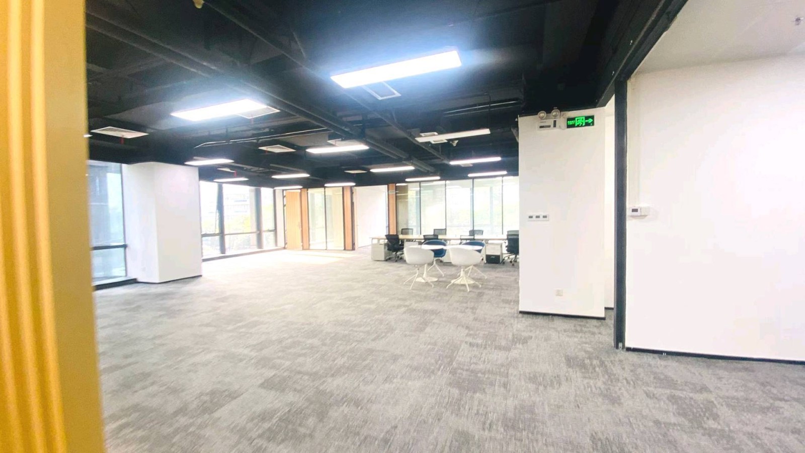科兴科学园 361㎡ 精装 低层办公室出租实景图