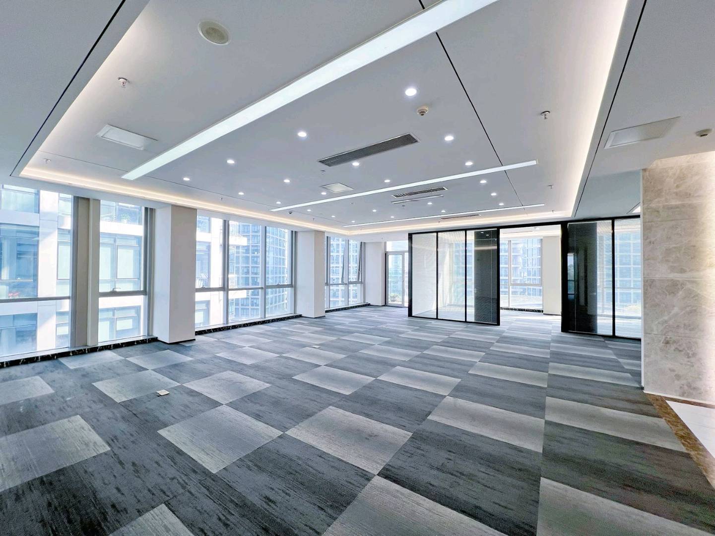 侨城坊 520㎡ 精装 中层办公室出租