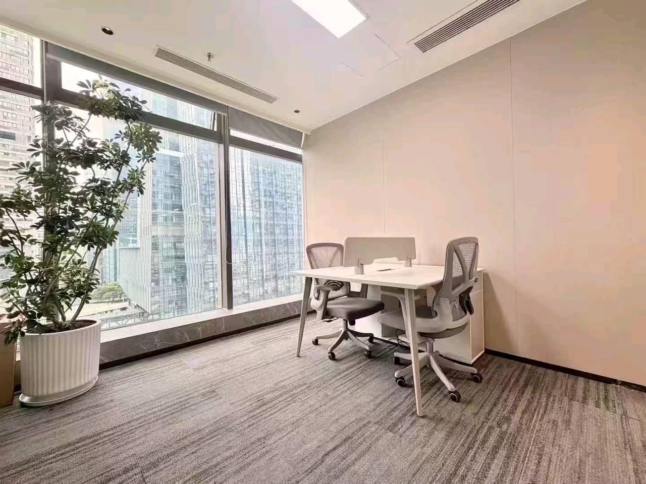 南山区科技园 豪威科技大厦509㎡精装办公间中层出租
