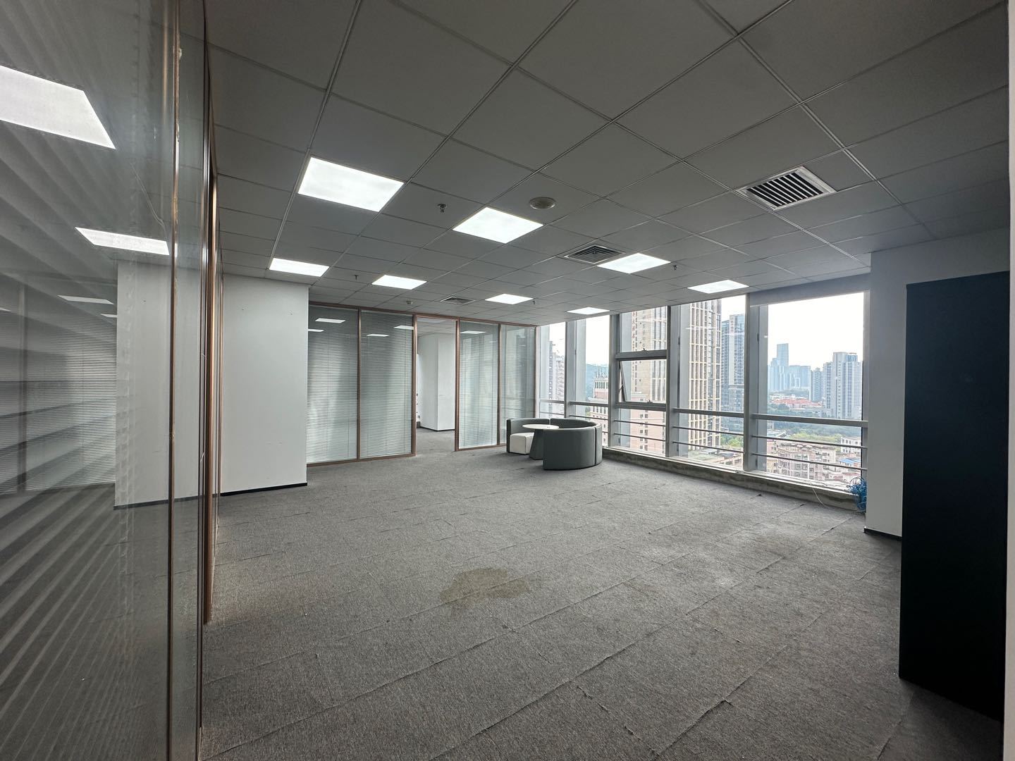 阳光科创中心 228㎡ 精装 中层办公室出租