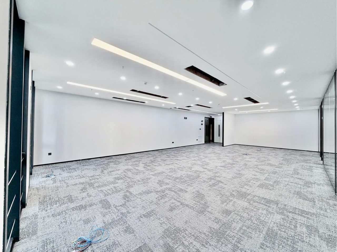 中南大学深圳产学研大楼200㎡定制装修写字楼(南山区科技园) 近粤海门站