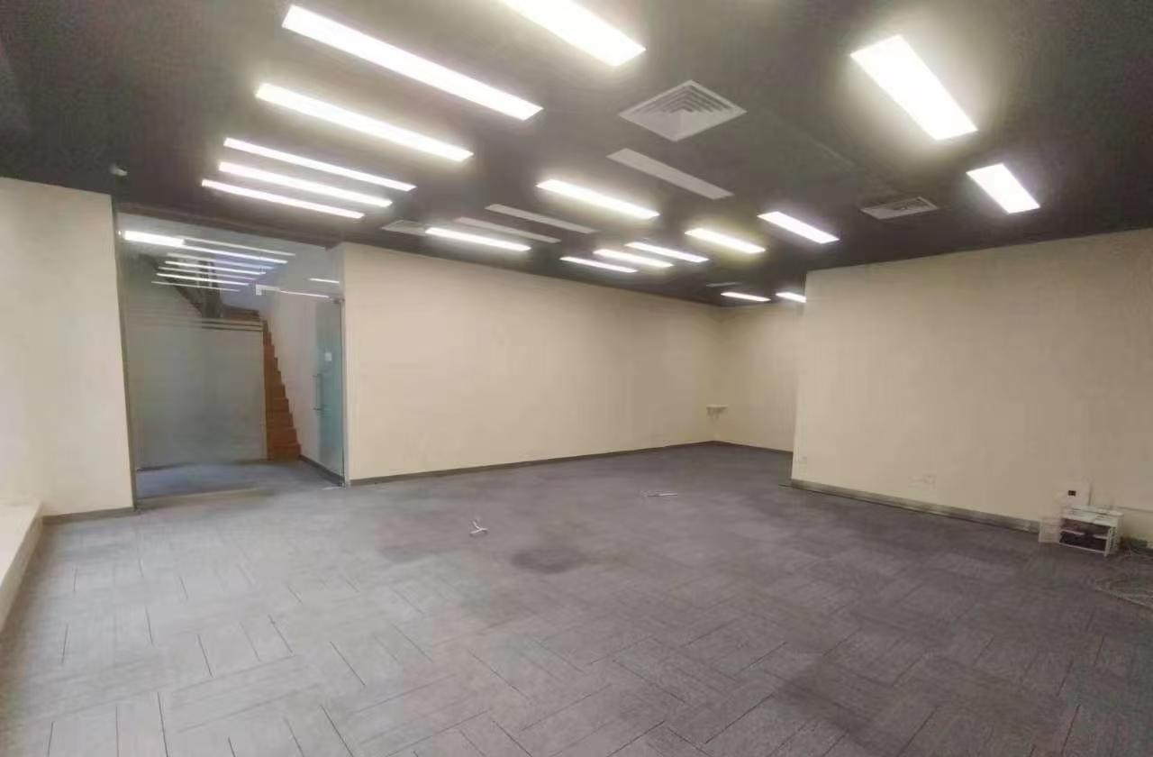 万骏经贸大厦 168㎡ 精装 中楼层办公室出租