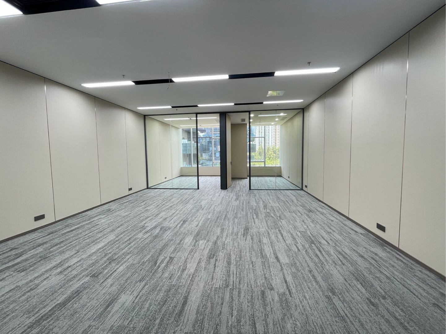 智慧广场 185.1㎡ 精装 中层办公室出租
