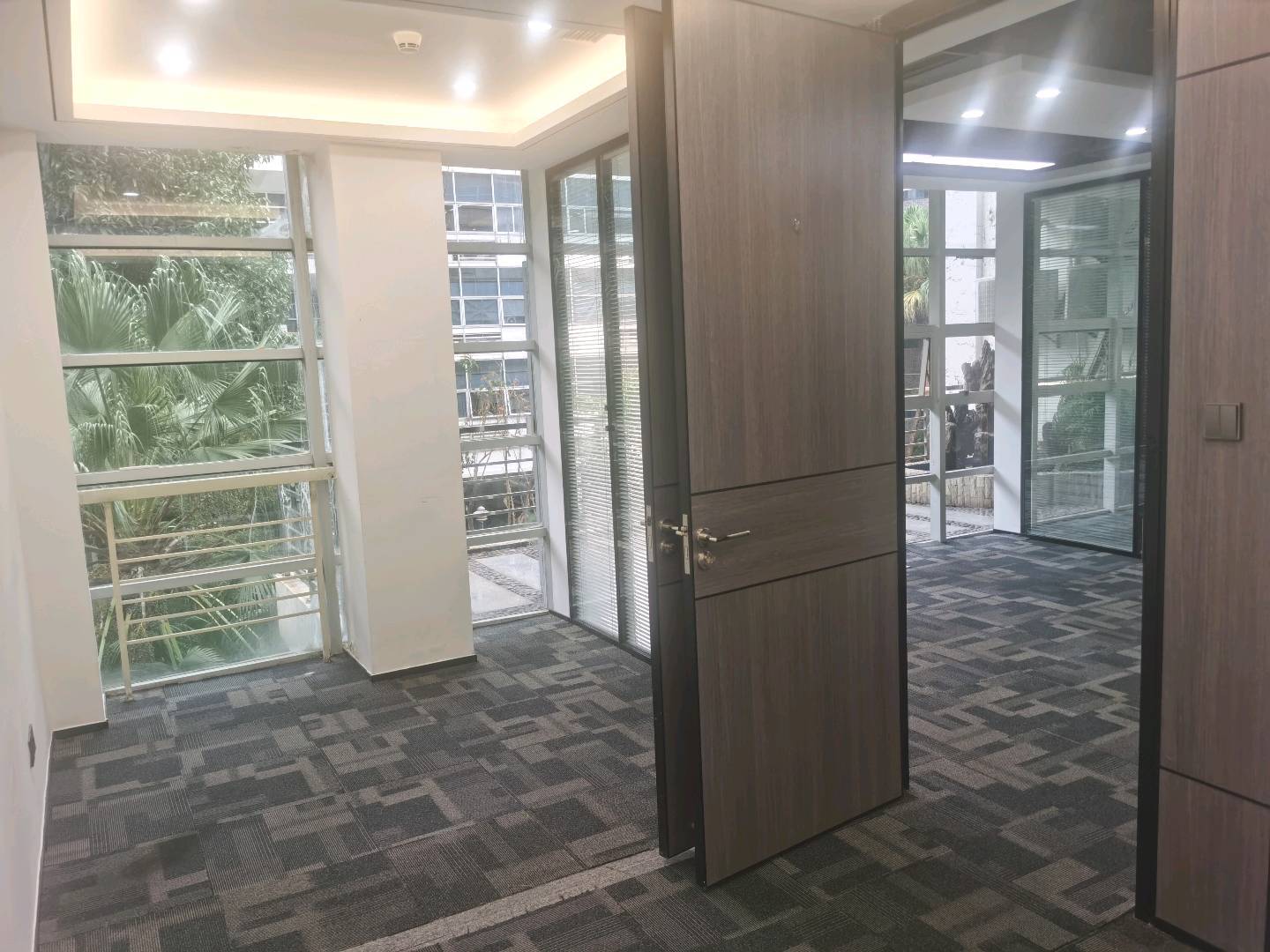 深圳软件园 240㎡ 精装 低层办公室出租