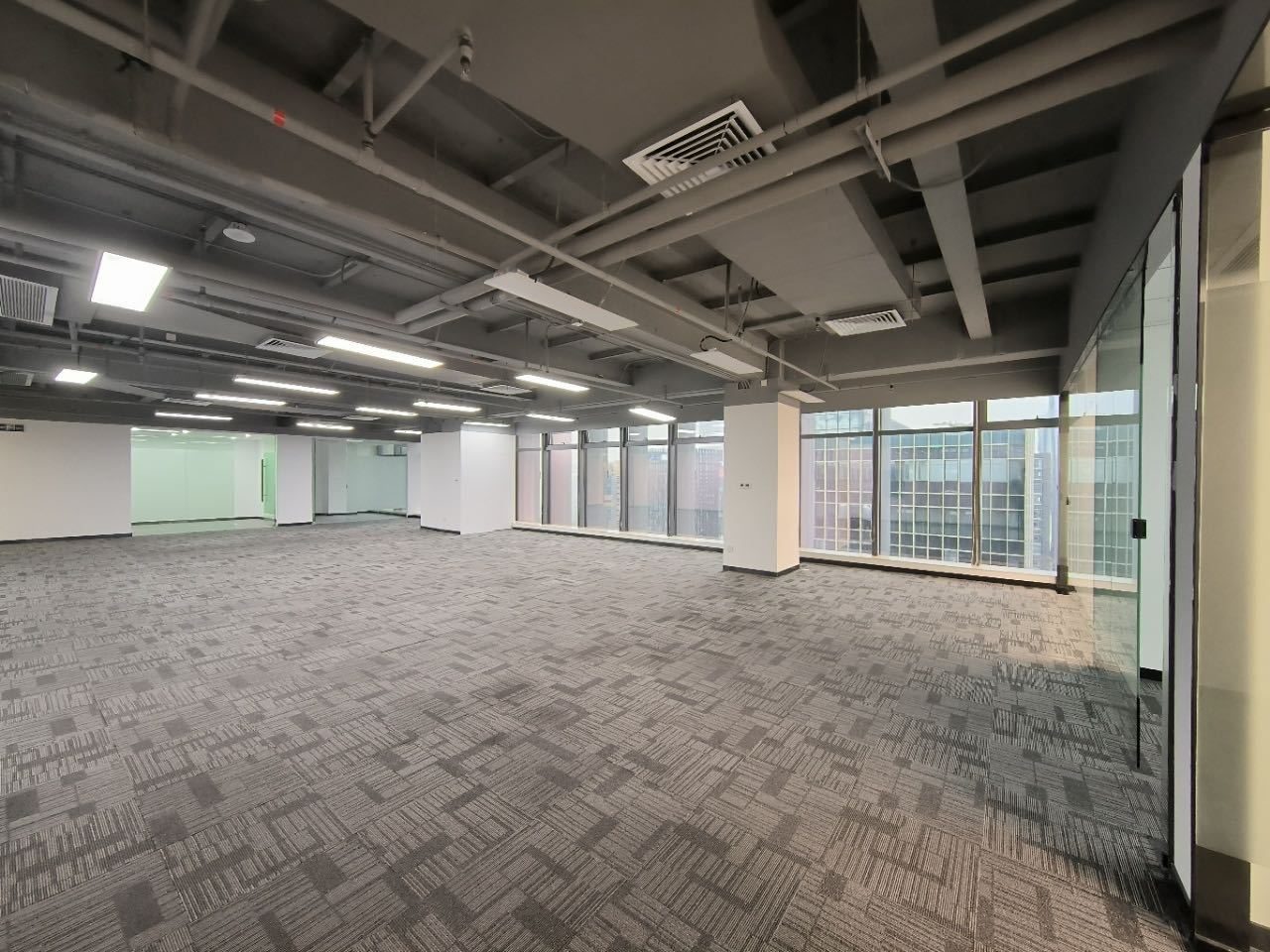 南山区科技园写字楼出租 中科大厦 363.69㎡精装实景图