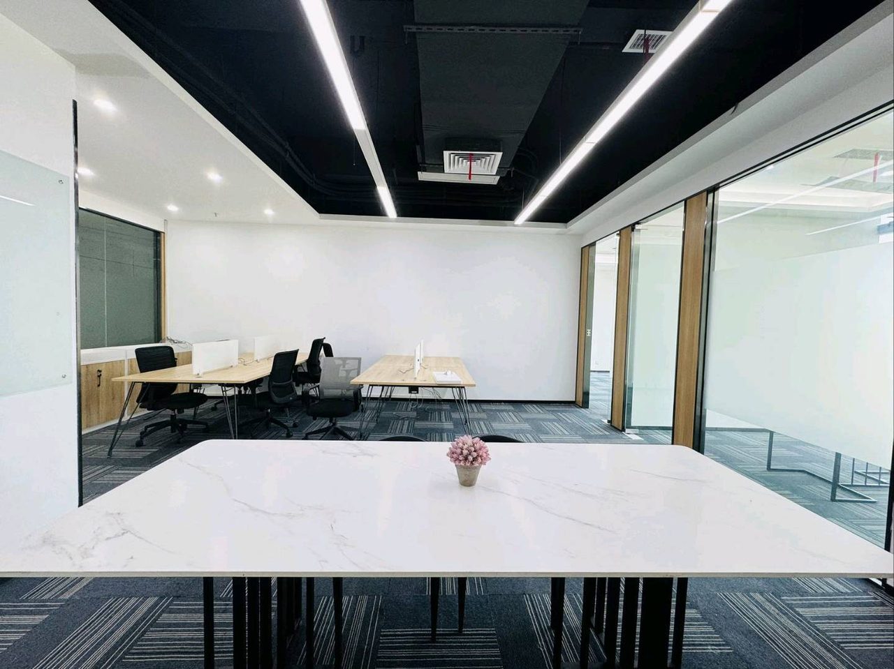 南山区华侨城 方大城172㎡精装办公间中层出租