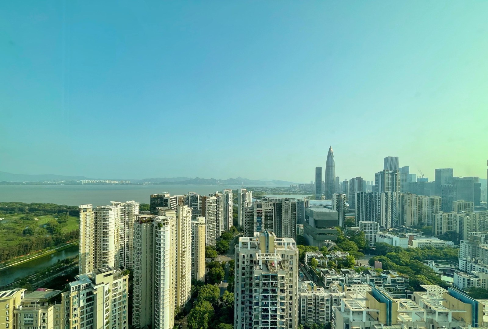 深圳湾科技生态园 1000㎡ 精装 高楼层办公室出租