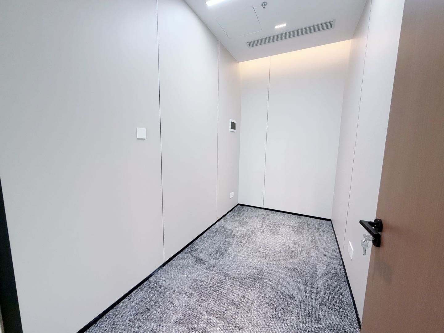 前海自贸大厦 249㎡ 精装 低层办公室出租