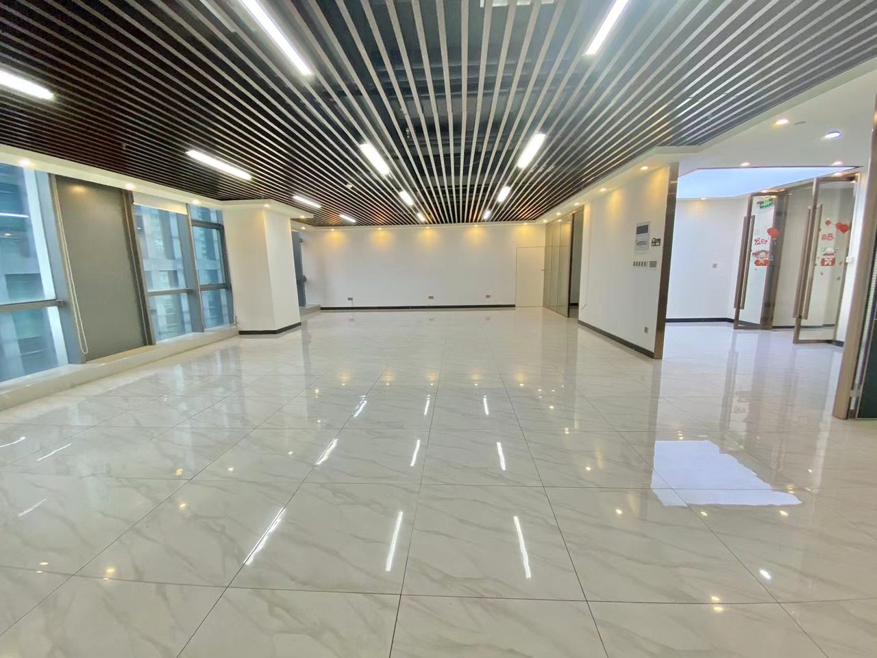 西北工业大学(深圳三航科技大厦)622㎡精装写字楼(南山区科技园) 近科苑站