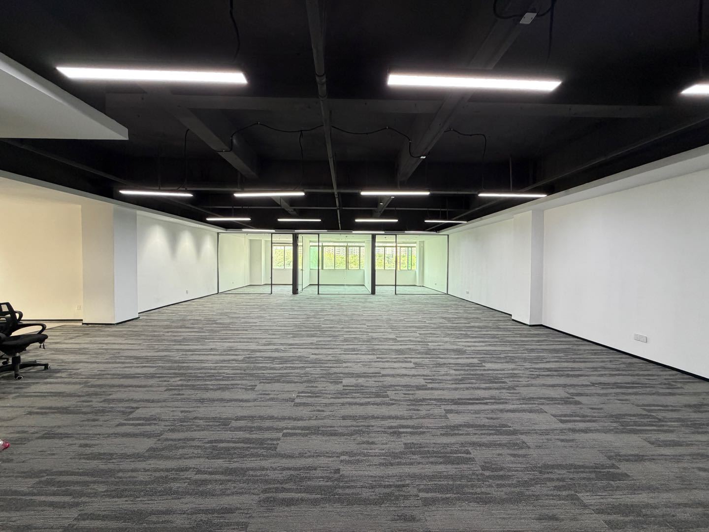 高新技术产业园(虚拟大学园) 300㎡ 精装 高层办公室出租实景图