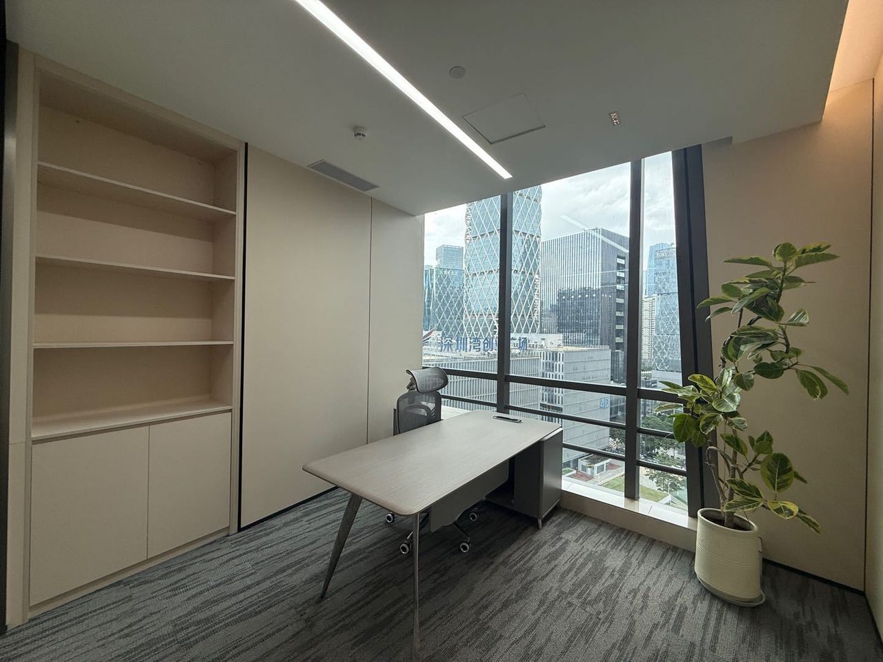 165㎡精装办公室 怡化金融科技大厦·近深大南站·中层