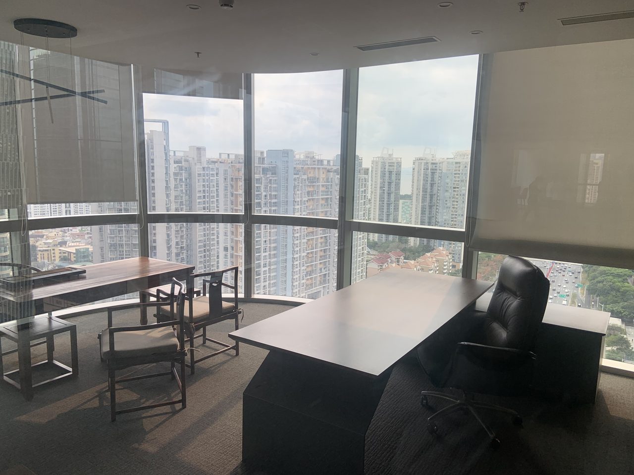 博今国际大厦635㎡豪装办公室出租，高层东南向采光好实景图