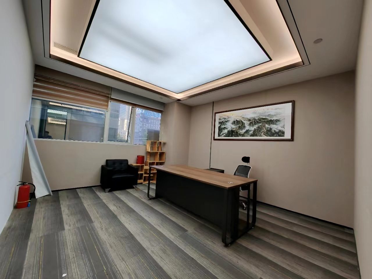 800㎡精装办公室 中电照明·近高新园站·低层