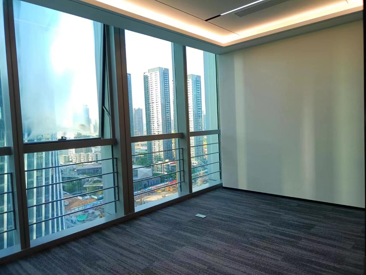 深圳前海香江金融大厦153㎡出租