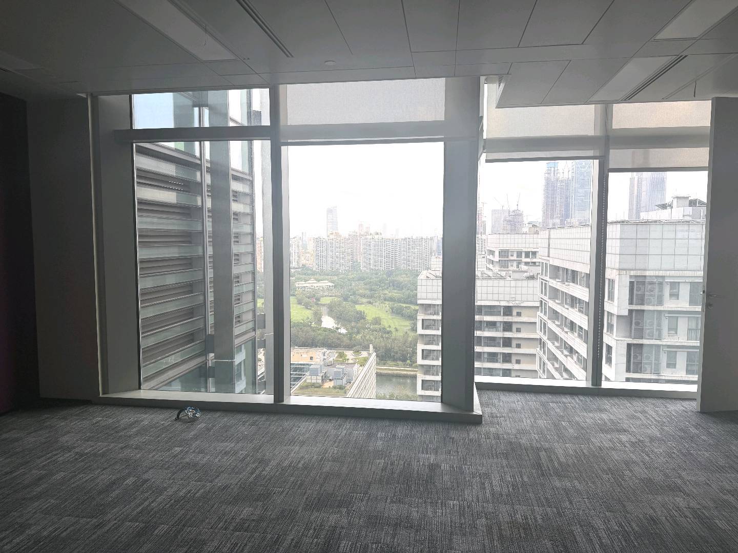金地威新中心 200㎡ 精装 高层办公室出租