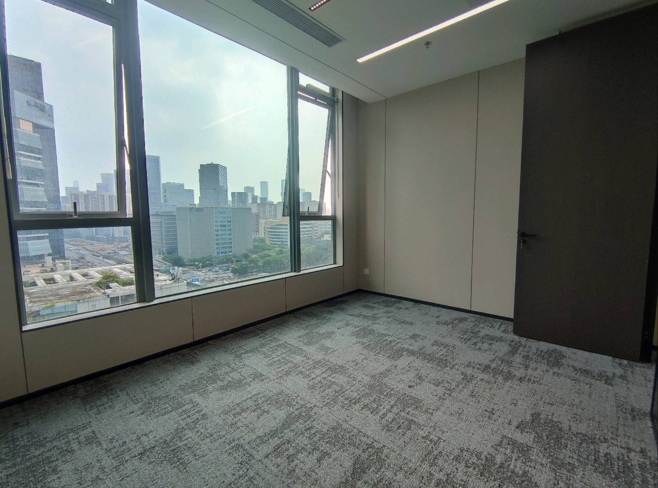 远望谷大厦256㎡精装办公室出租,中层东南向采光好