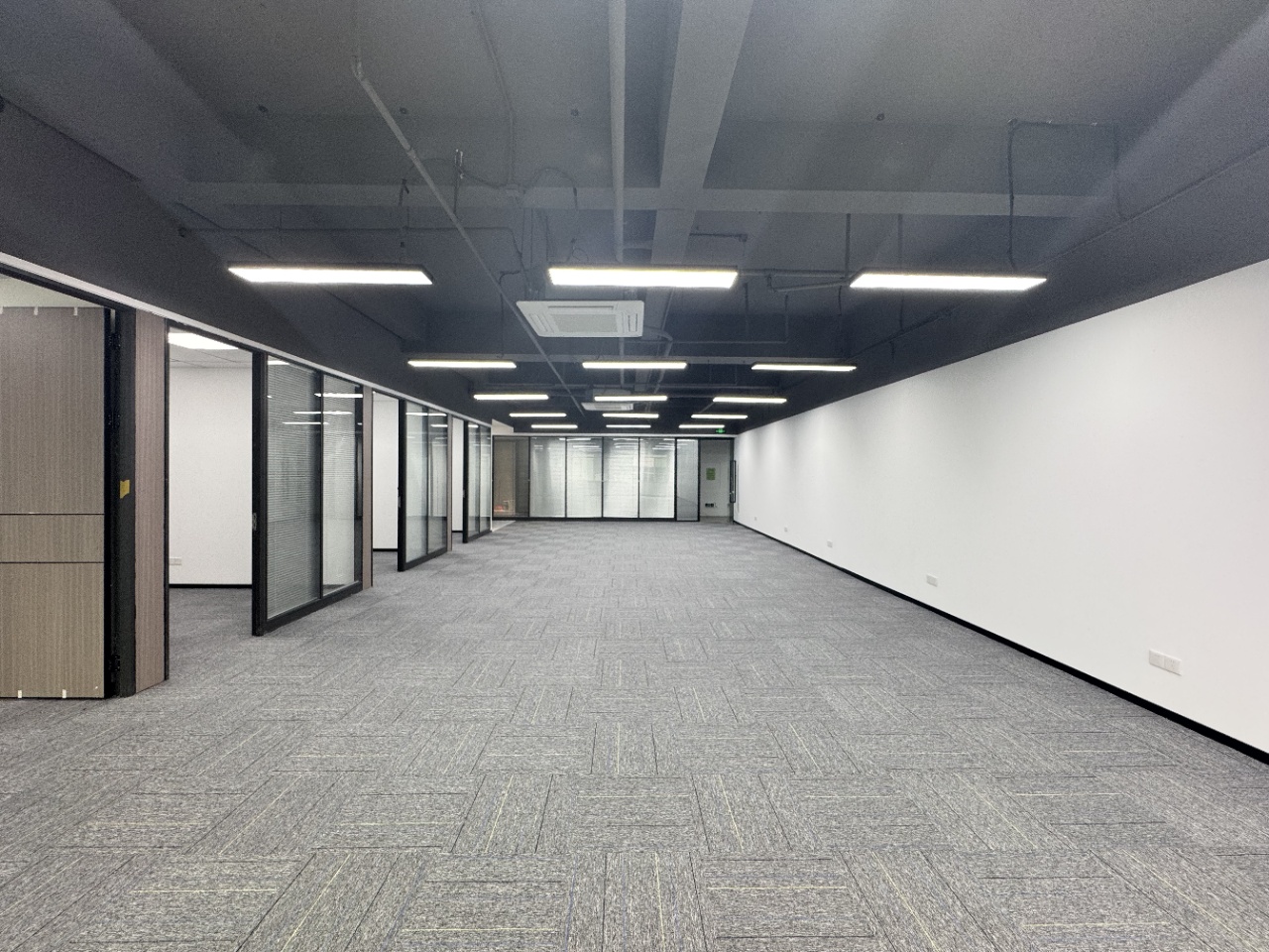 深圳虚拟大学园432㎡出租