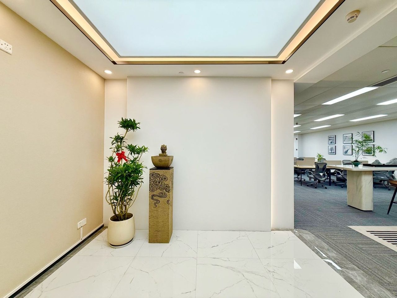 南山区科技园 源政创业大厦468㎡精装办公间中层出租