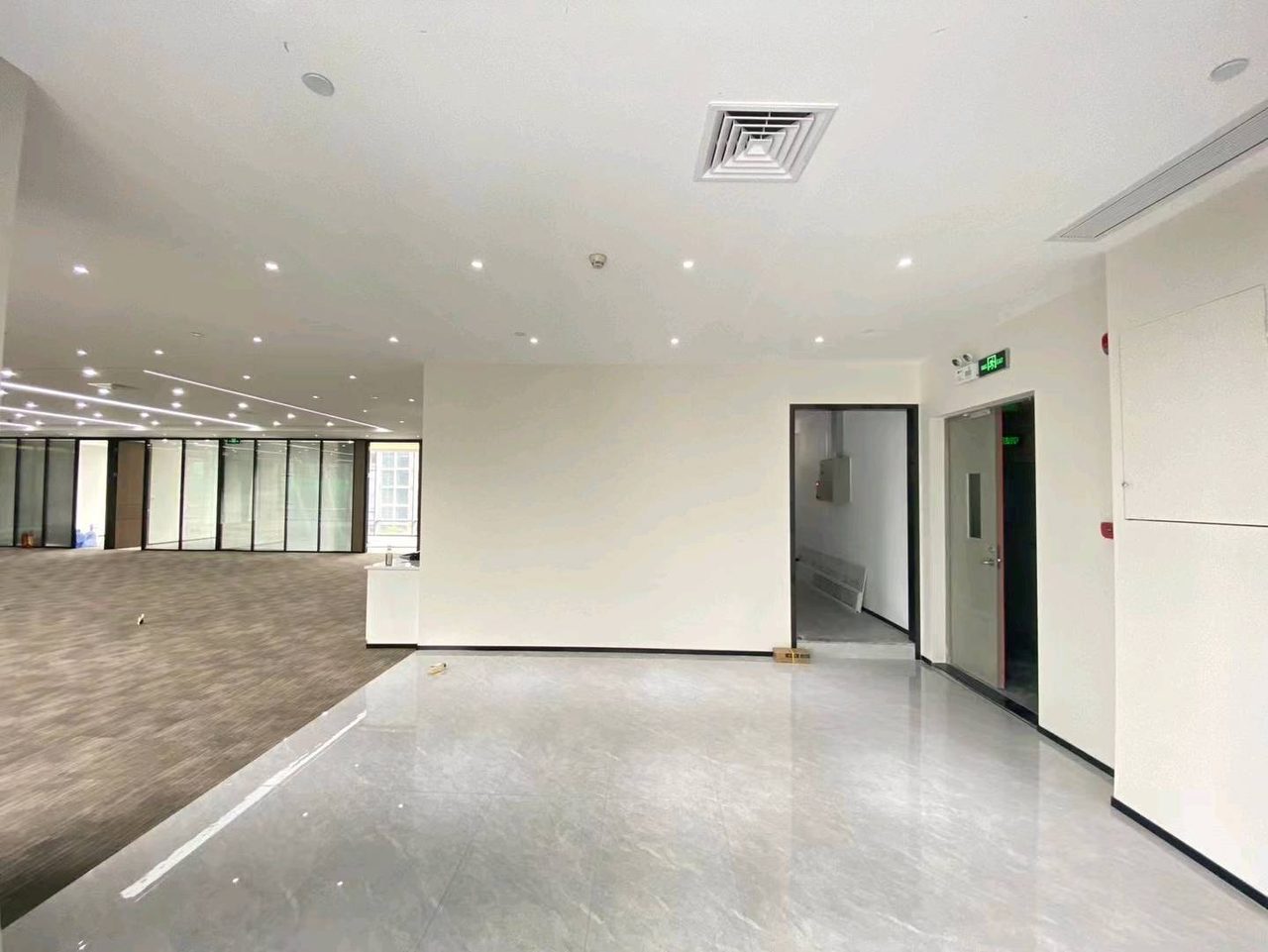 南山区华侨城写字楼出租 智慧广场 715㎡精装实景图