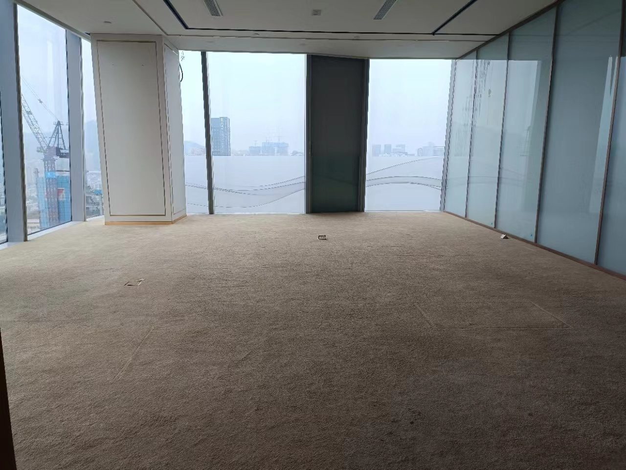 南山区后海 喜之郎大厦1586㎡精装办公间高层出租