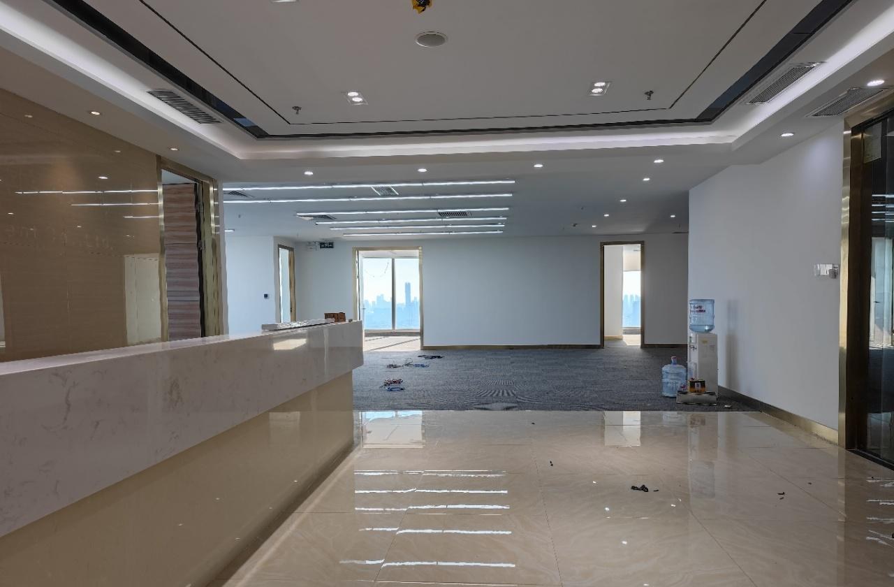 京基滨河时代大厦A座 825㎡ 精装 高楼层办公室出租