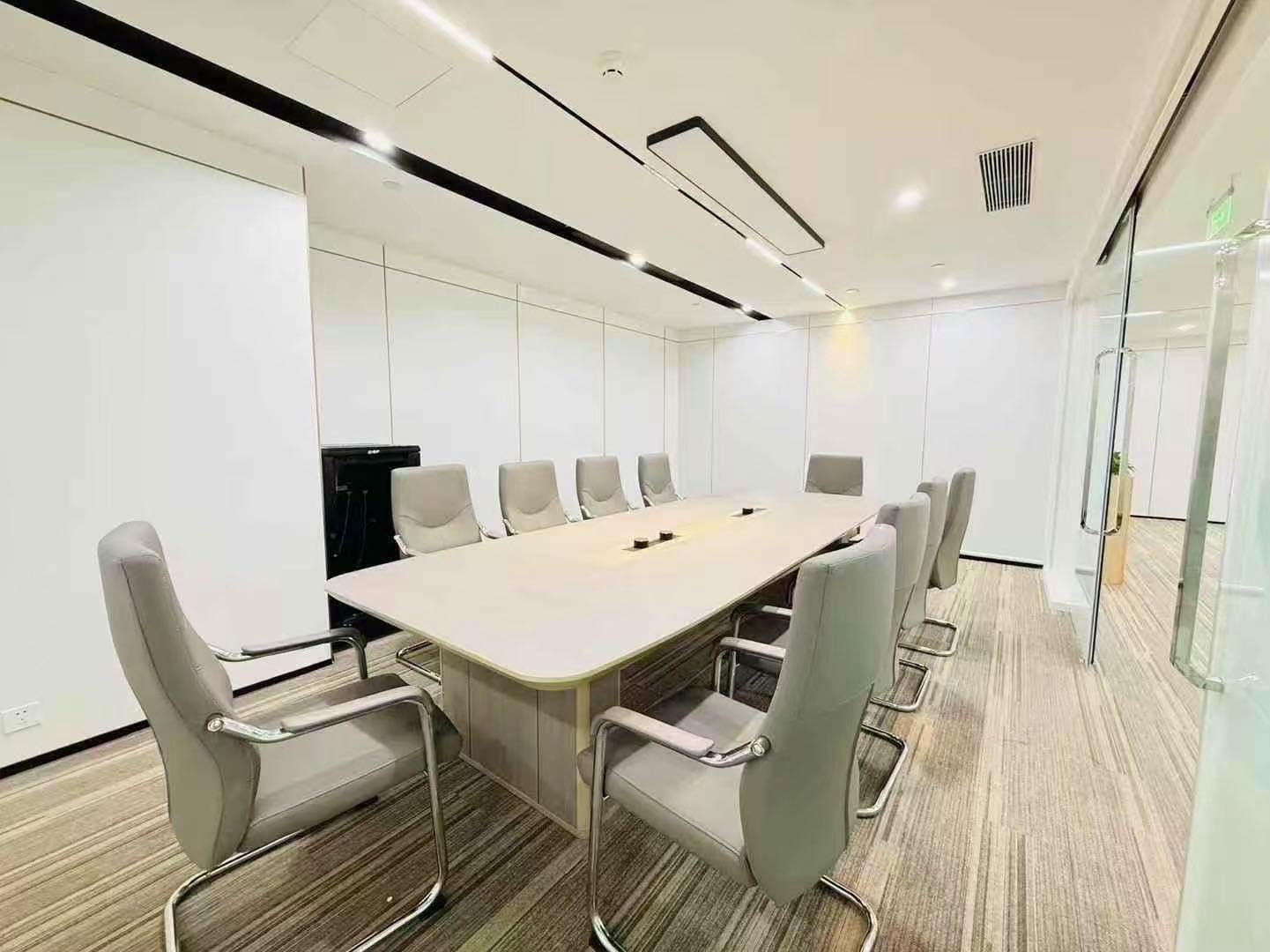 南山金融大厦 698㎡ 豪装 高层办公室出租