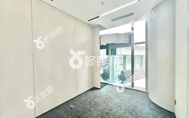 康泰创新广场写字楼200㎡精装户型·高层南向出租