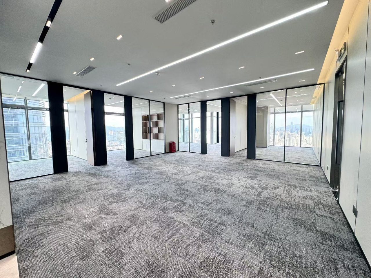 福田区福田中心区写字楼出租 皇庭中心 276㎡精装
