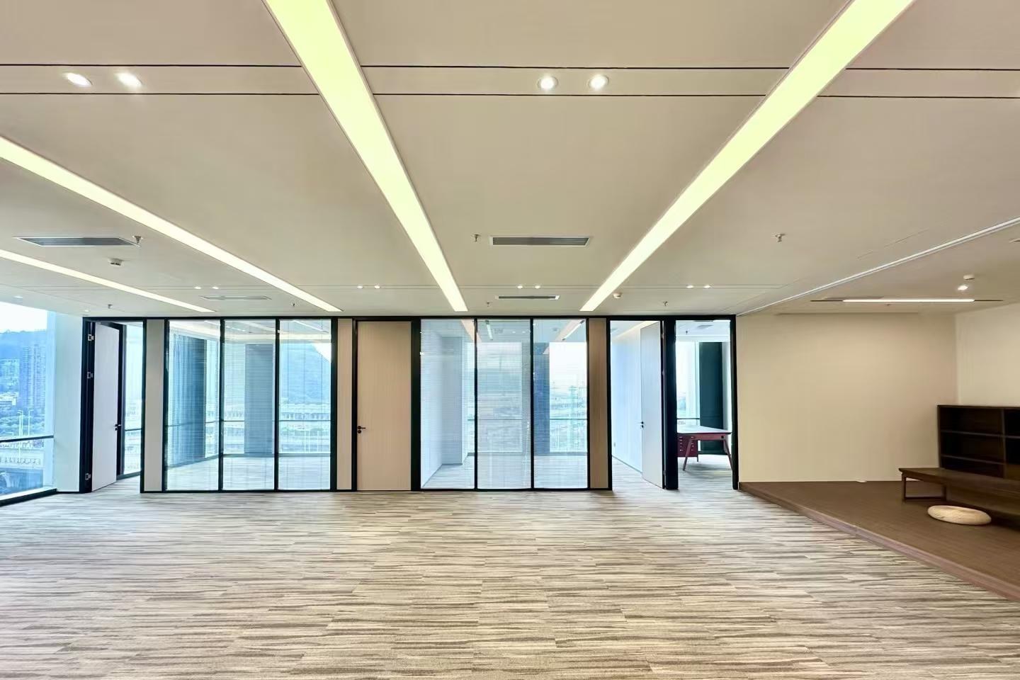 招商前海国际中心 355.84㎡ 精装 中楼层办公室出租