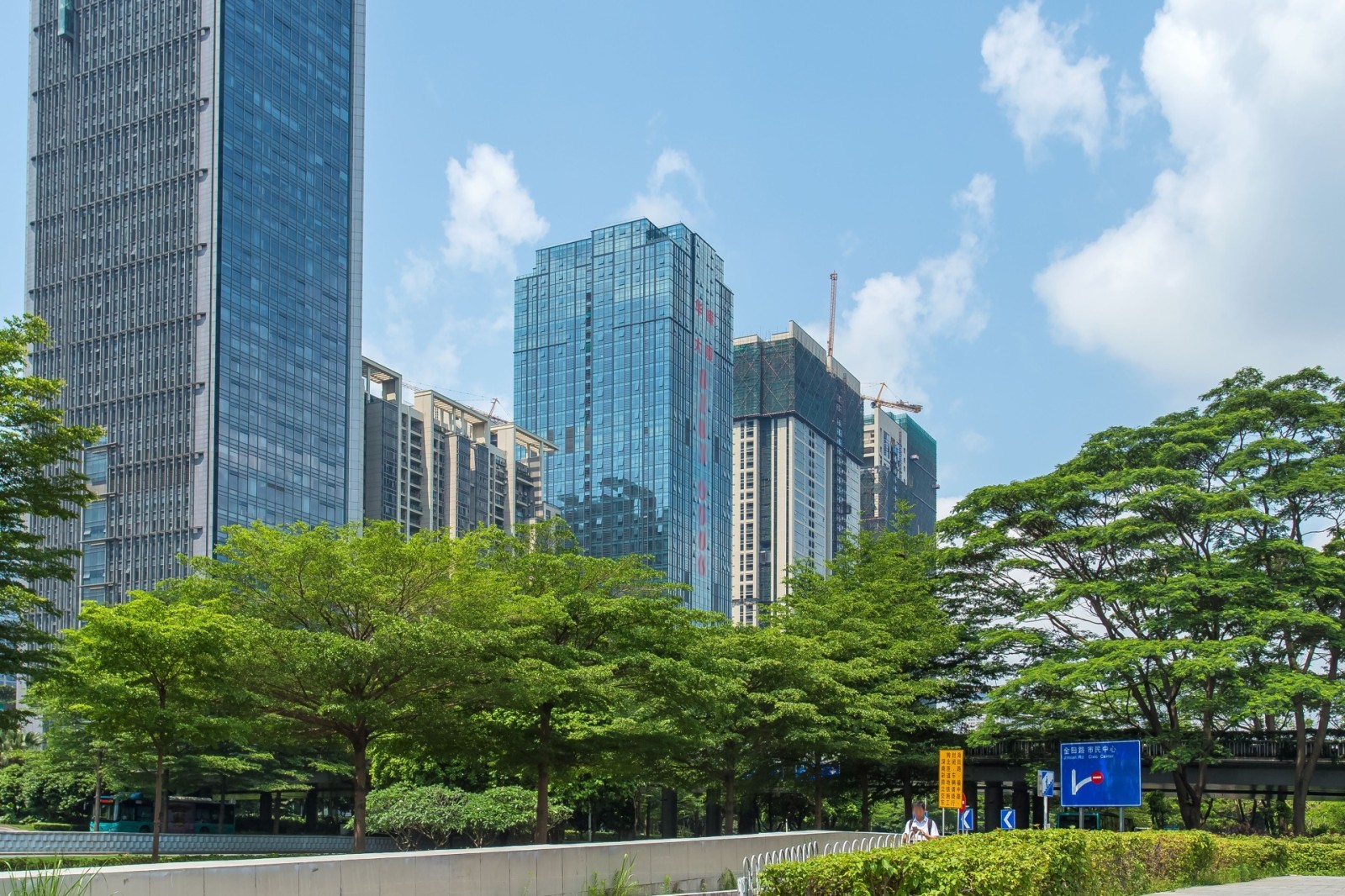 华嵘大厦实景图