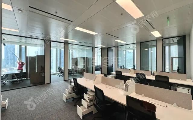 联想后海中心395㎡精装办公室出租,中层东向采光好实景图
