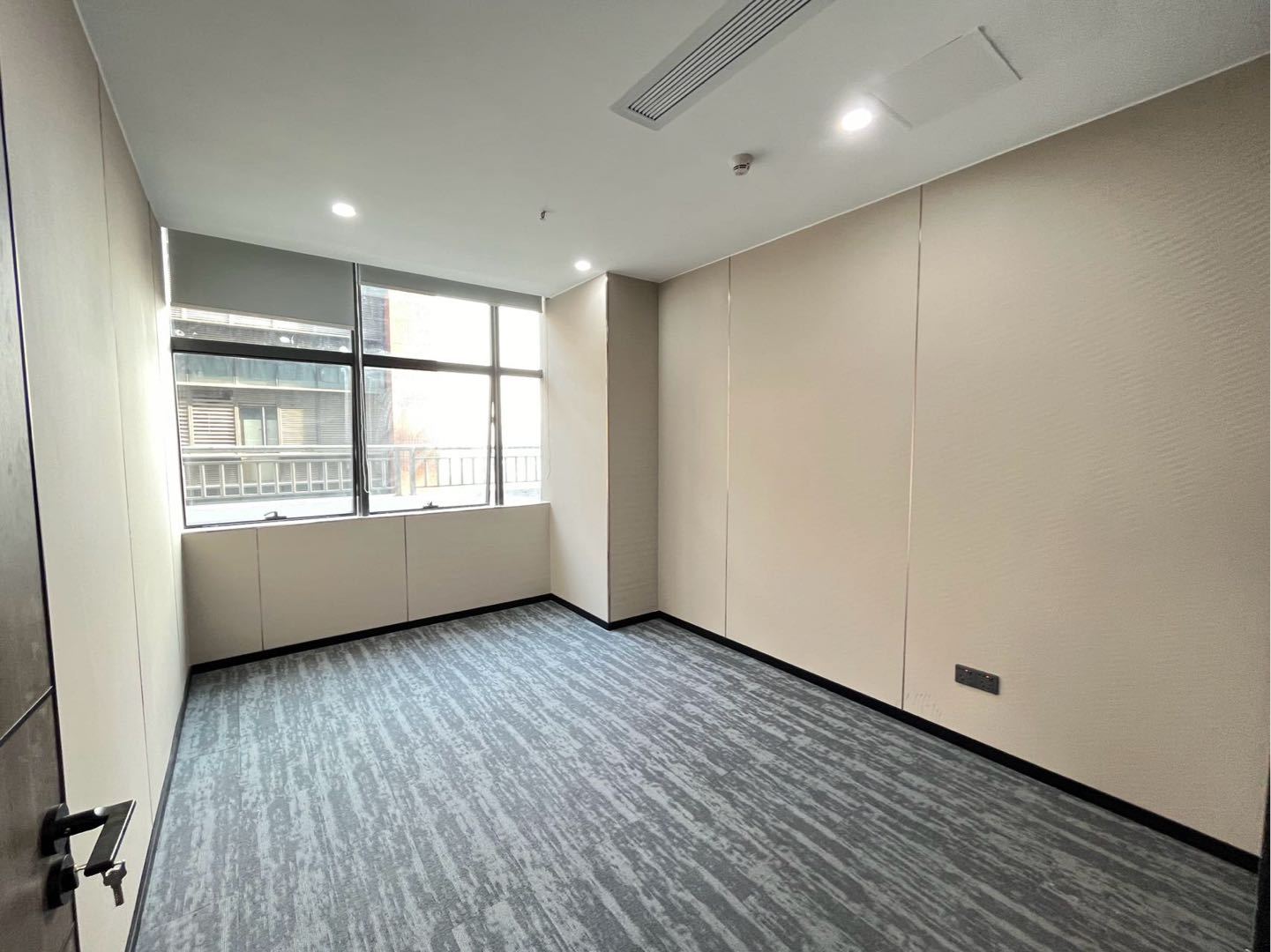 中粮商务公园 188㎡ 豪装 高层办公室出租