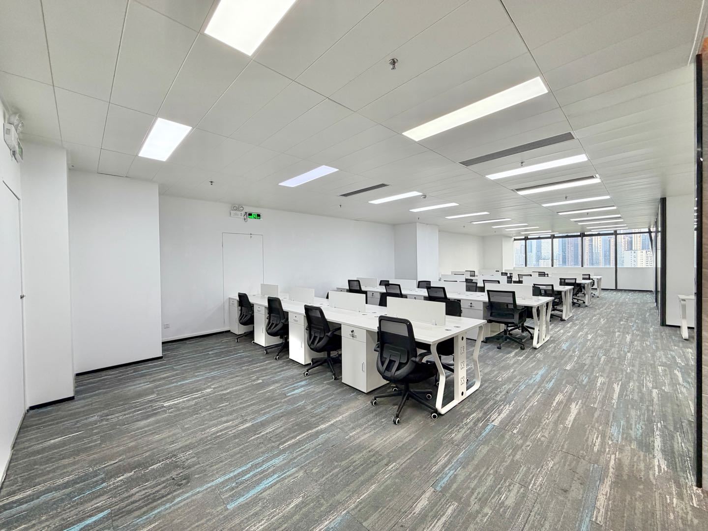 威盛科技大厦 370㎡ 精装 高层办公室出租