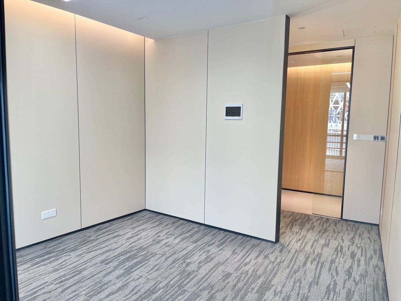 怡化金融科技大厦165㎡精装写字楼(南山区科技园) 近深大南站