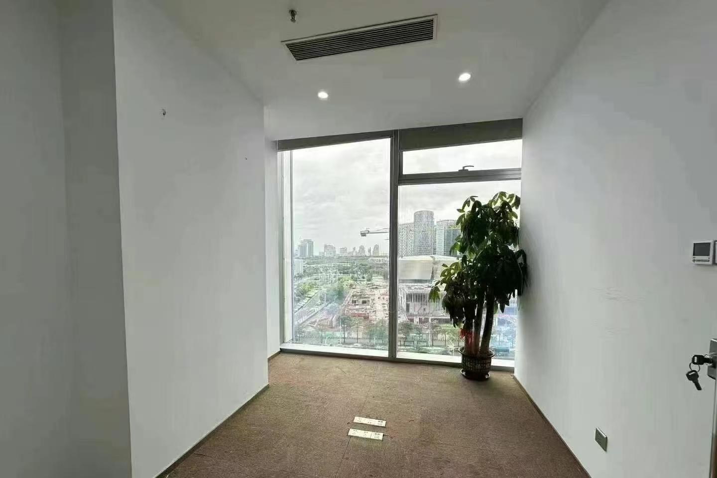 前海卓越宝中时代广场 168㎡ 精装 高楼层办公室出租