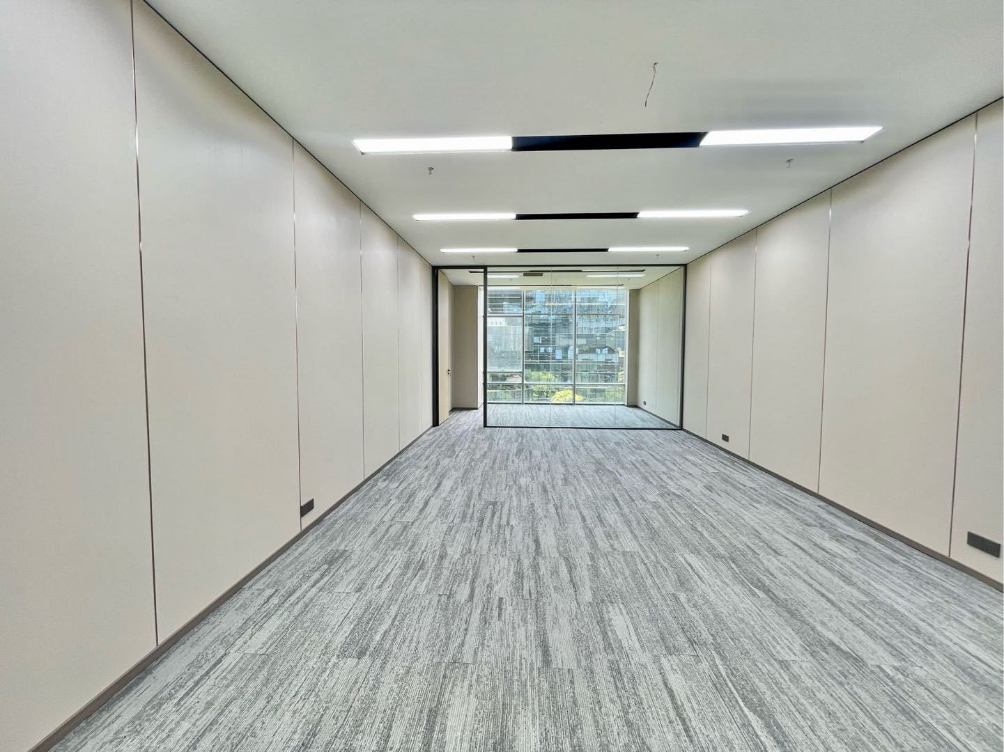 智慧广场 143.9㎡ 精装 中层办公室出租