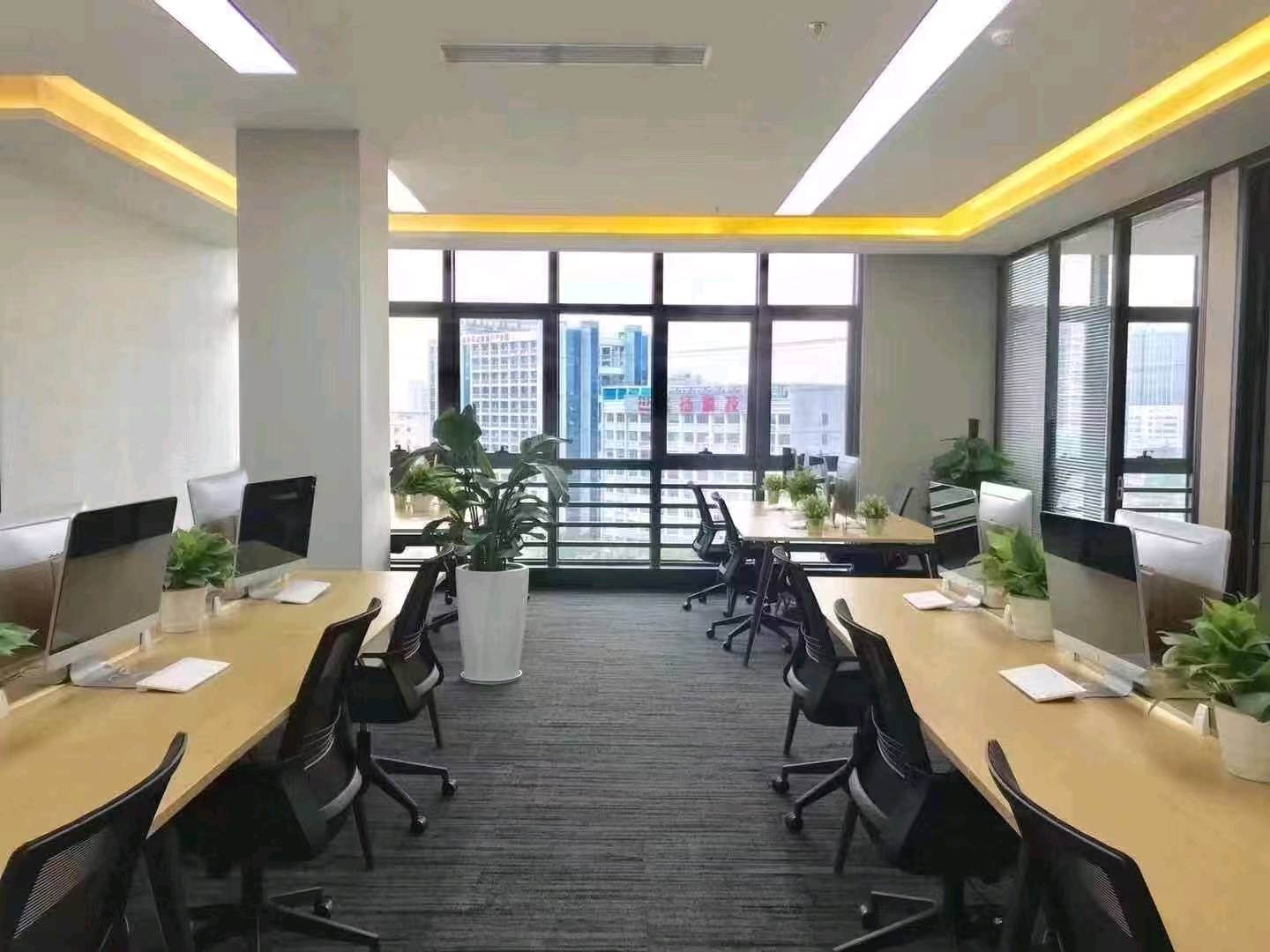 TCL国际E城 821㎡ 精装 高层办公室出租