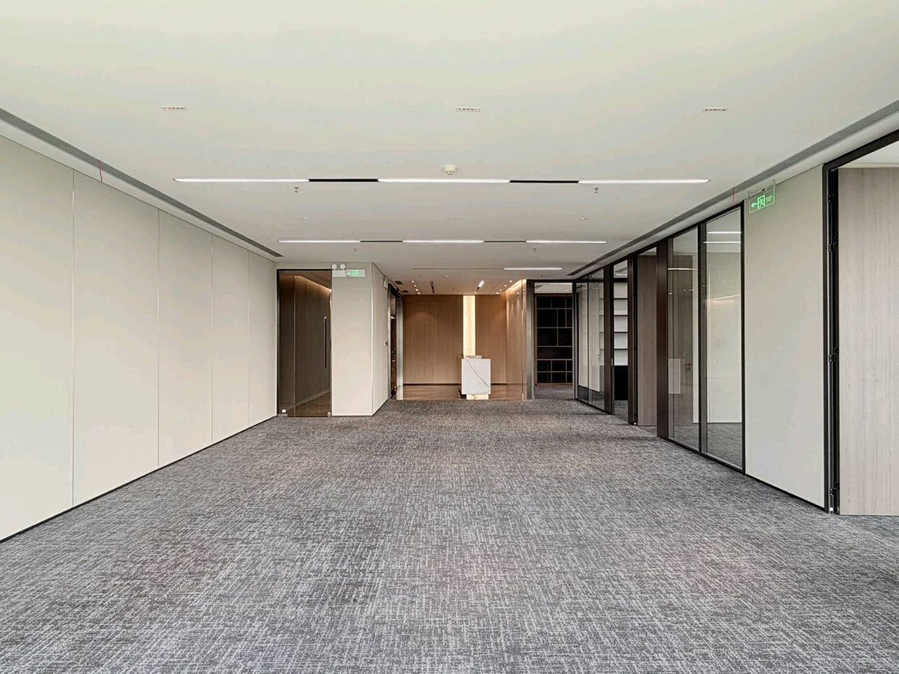 342.63㎡精装办公室 康泰创新广场·近高新中站·高层