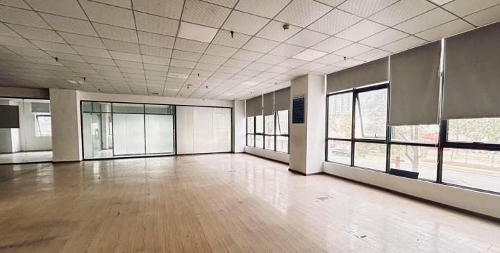 高盛大厦 1300㎡ 精装 低楼层办公室出租
