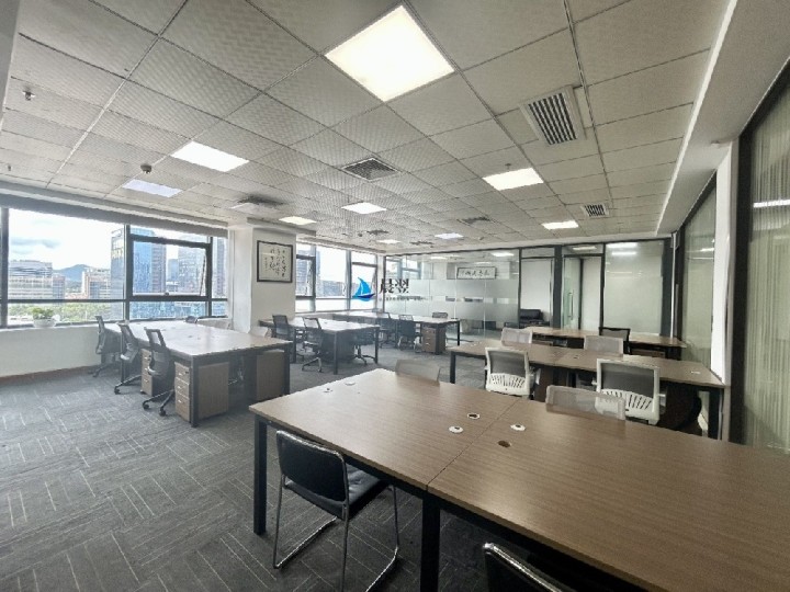 深圳东方科技大厦360㎡出租｜红本可备案｜49+18元/㎡｜3+1格局