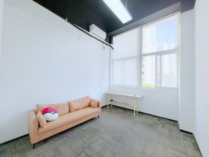 园西工业区330㎡精装办公室出租，高层北向采光好