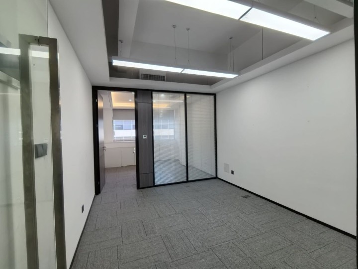 深圳软件园 85㎡ 精装 中层办公室出租