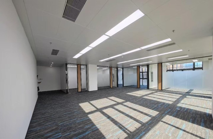 企生活创新科技园 313㎡ 精装 中楼层办公室出租