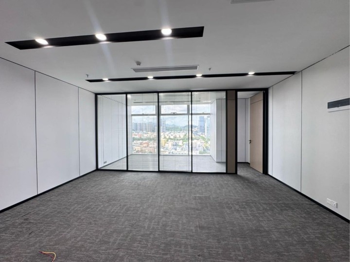 玺玥大厦115.98㎡精装写字楼（宝安区新安） 近洪浪北站