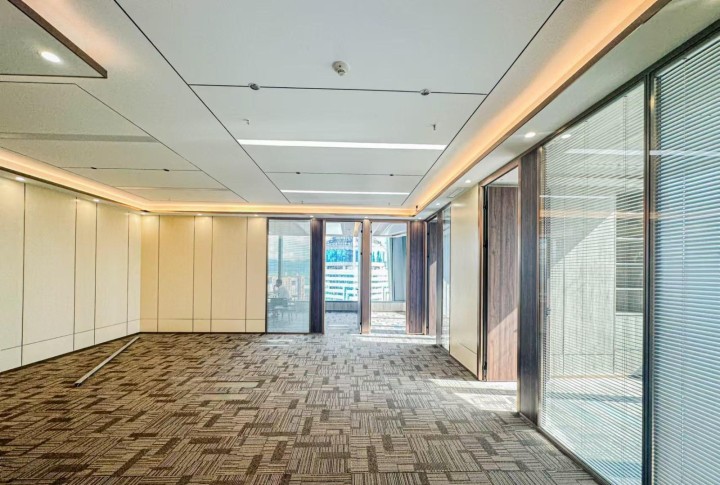 世纪汇广场(深南中路店) 268㎡ 精装 中楼层办公室出租