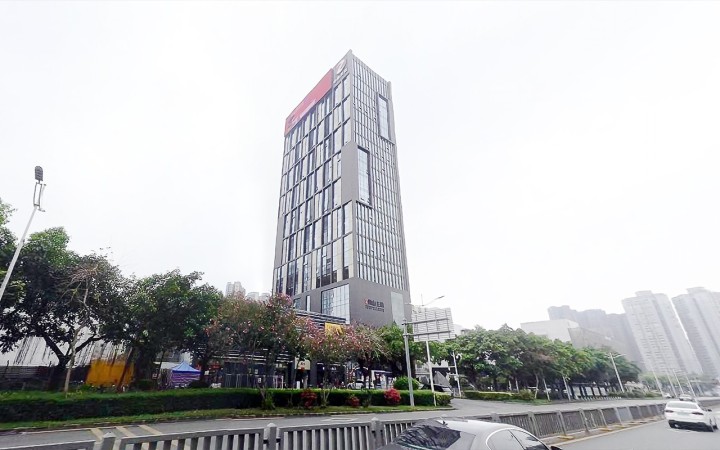 中泰南山主角